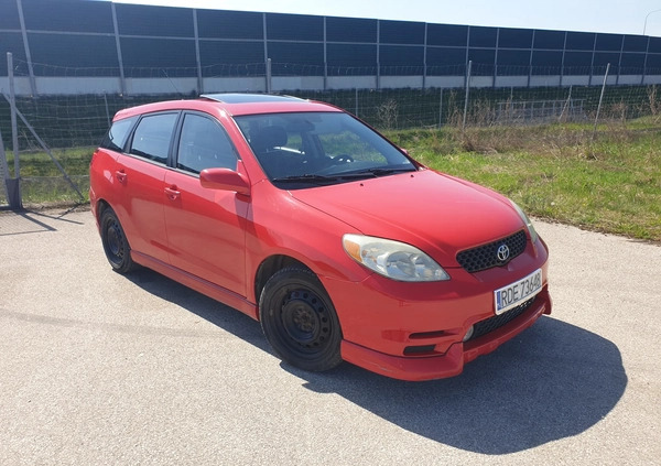 Toyota Matrix cena 11900 przebieg: 185000, rok produkcji 2004 z Syców małe 154
